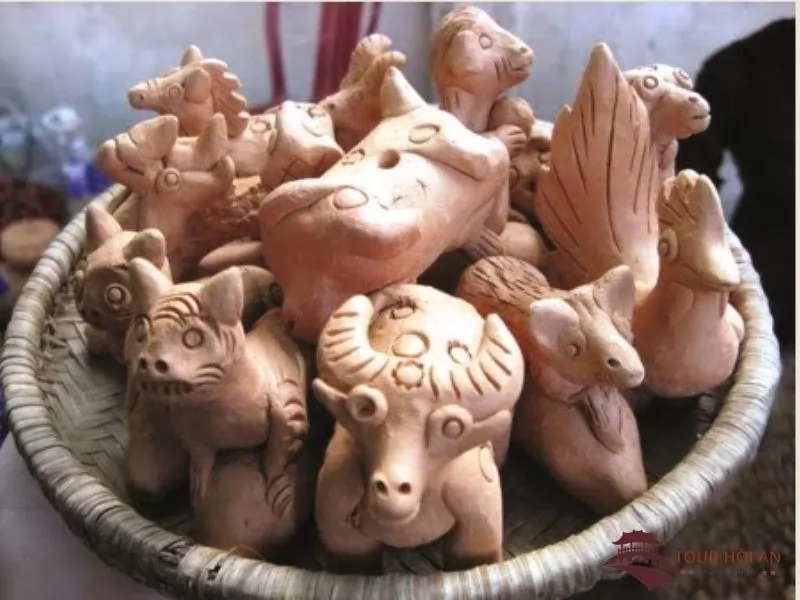 T&ograve; he đất - M&oacute;n đồ chơi lưu niệm tại Hội An