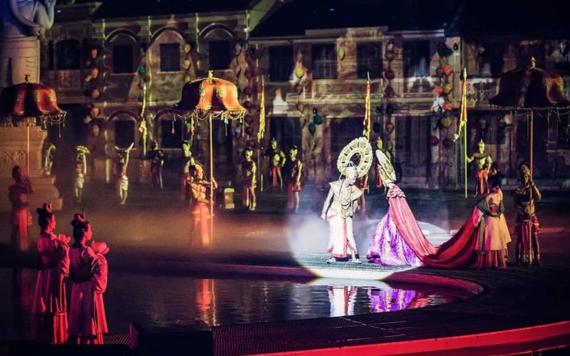 Trang phục và đạo cụ được đầu tư tỉ mỉ mang đến trải nghiệm đáng giá cho khán giả