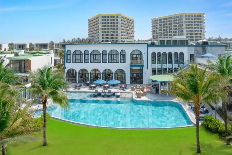 Wyndham Hoi An Royal Beachfront Resort - A beloved resort in Hoi An by tourists 