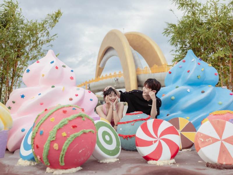 Unveiling the Most Popular Check-in Spots at the World's Leading Entertainment Destination