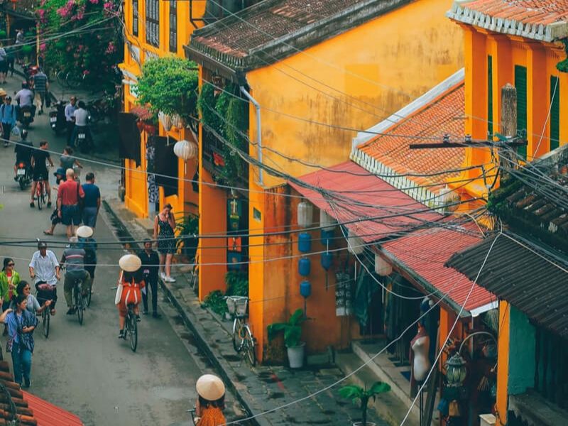 For your travel to Hoi An alone, what should you prepare? 