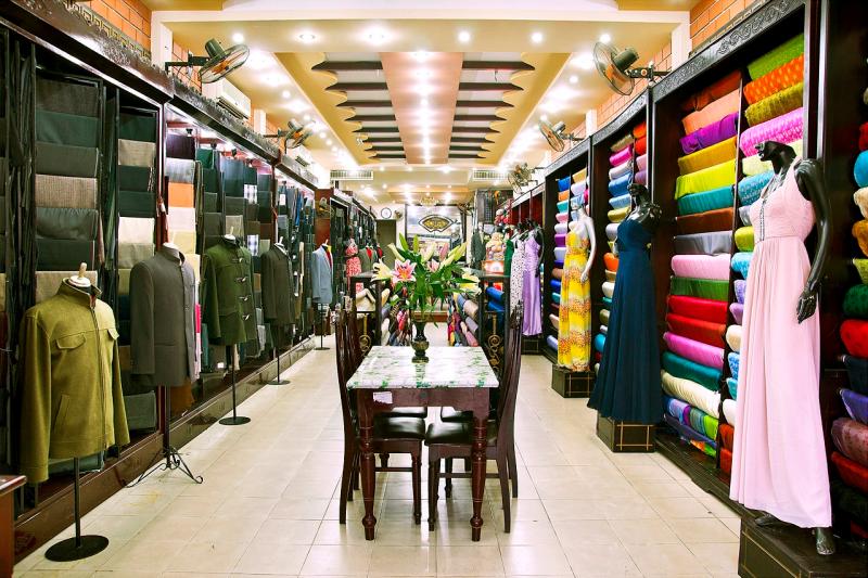 Với nhiều thiết kế đa dạng, dịch vụ may đo thần tốc đã lưu giữ thêm kỉ niệm đáng nhớ cho hành trình khám phá Hội An có gì đặc biệt